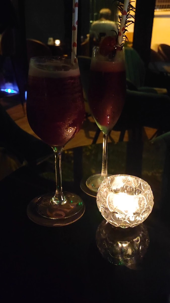 The 6ix Saigon - Cocktail Bar Cocktail bar in Thao Dien - exterior
