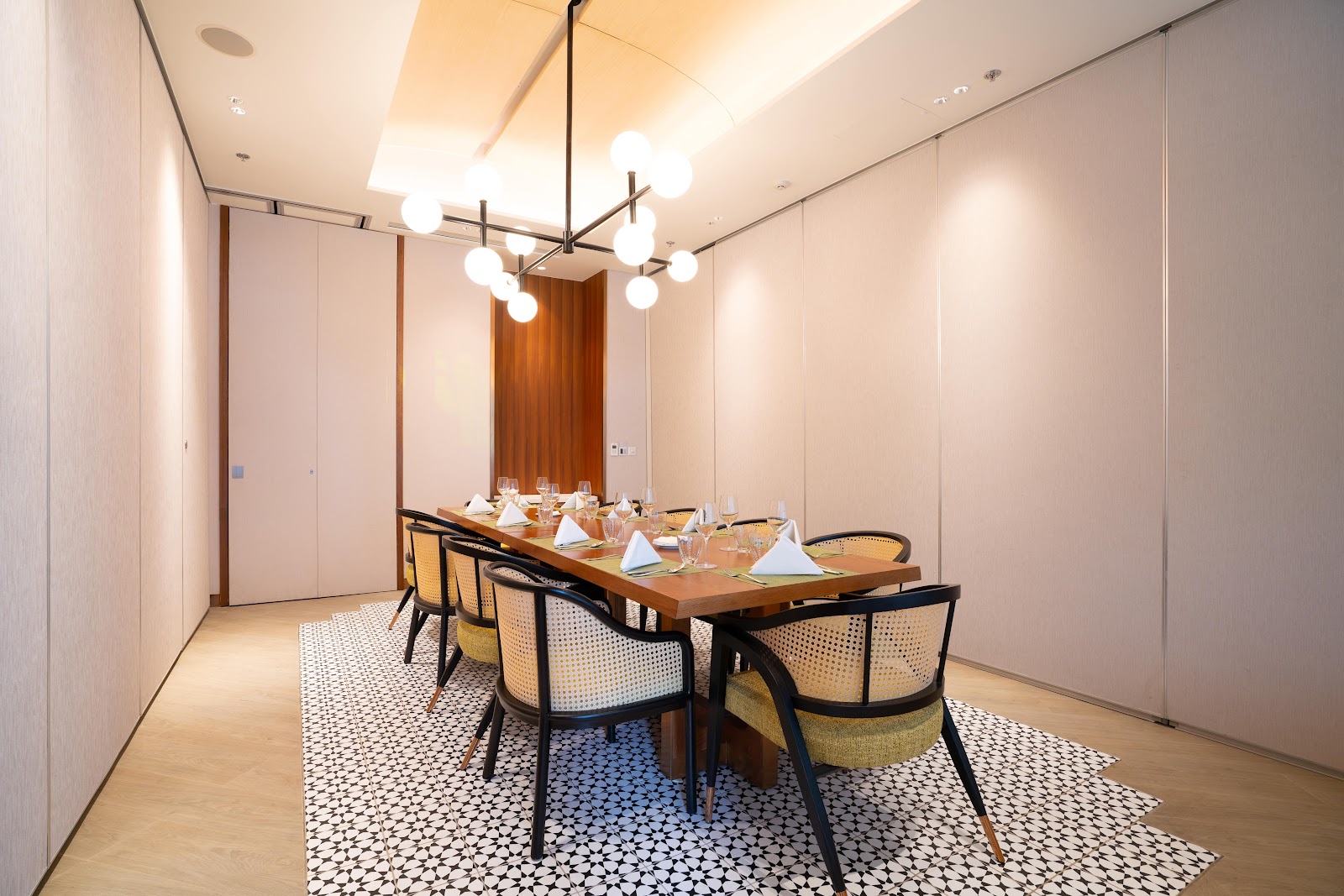 The Canvas Restaurant - Restaurant in Thao Dien