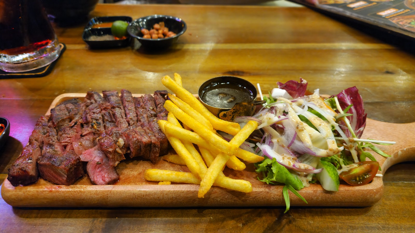 The Hood - Beer & Food photo 8 in Thao Dien