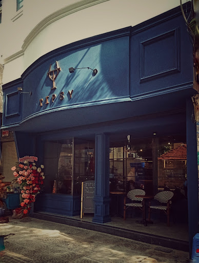 The Living Room wine bar photo 6 in Thao Dien