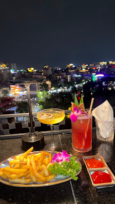 The Luxe Bar photo 5 in Thao Dien