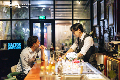 The Old Well Tiki Bar - Bars & Nightlife in Thao Dien