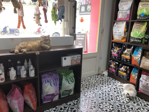 The Pet Food Grocer in Thao Dien