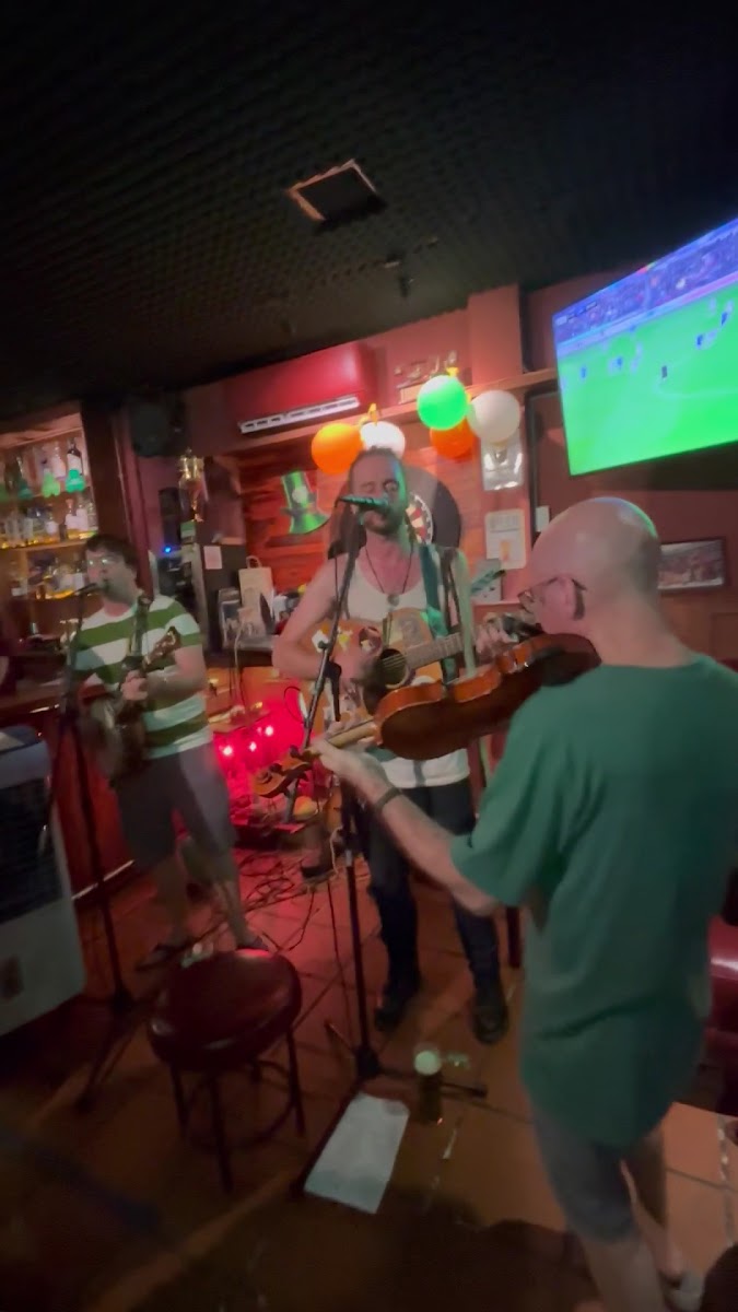 The Rabbit Hole Irish Bar photo 6 in Thao Dien