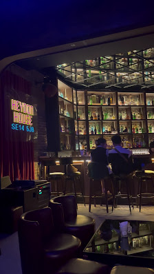 The Tramp - Cocktail & Wine Bar photo 4 in Thao Dien