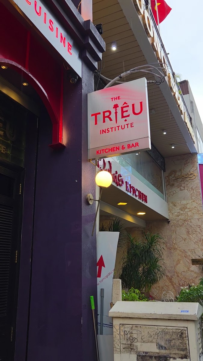 The Triệu Institute - Contemporary Vietnamese Restaurant & Cocktail Bar photo 4 in Thao Dien