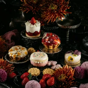 Set 4 Spring Entremets at The Vagabond Pâtisserie & Café
