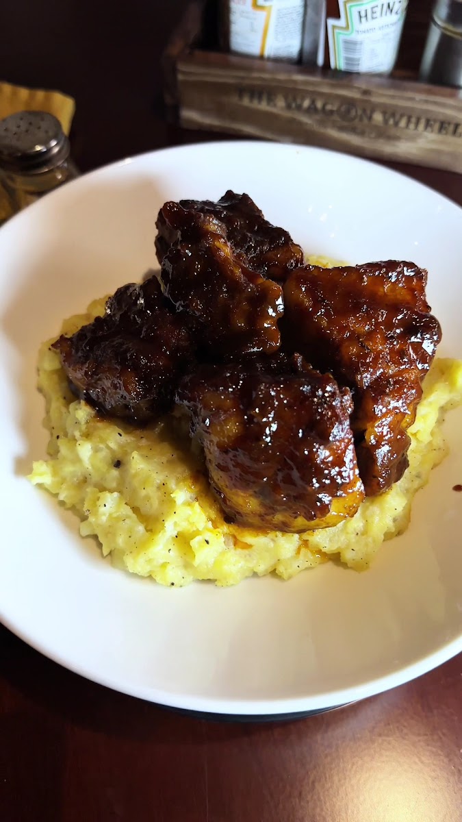The Wagon Wheel - American Comfort Cuisine photo 5 in Thao Dien