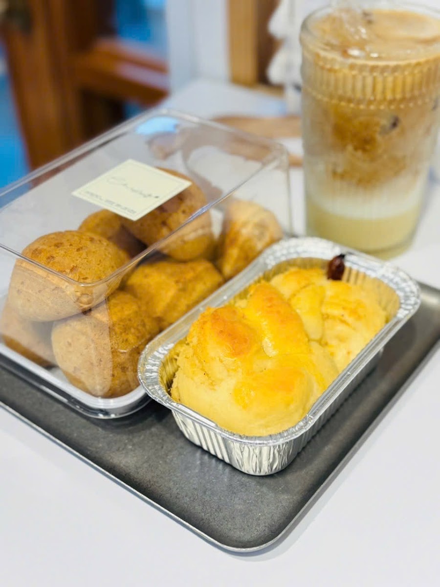 Tiệm bánh C H I N G cake n’ bloom photo 7 in Thao Dien