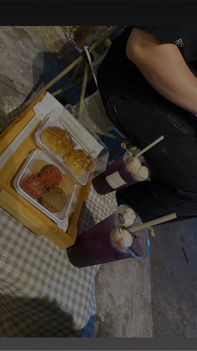 Tiệm bánh C H I N G cake n’ bloom photo 8 in Thao Dien