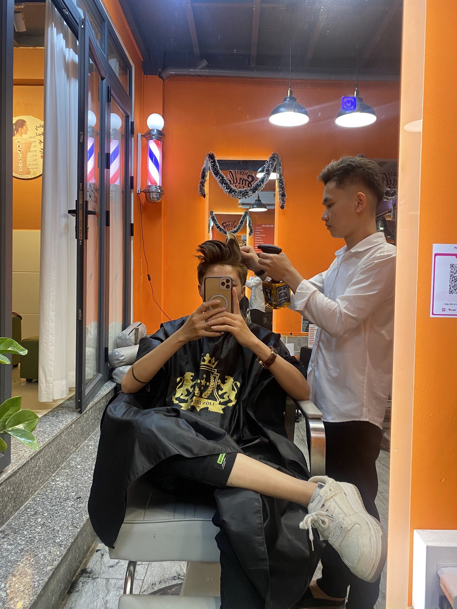 Tiệm cắt tóc nam Gấu Barber Thảo Điền photo 9 in Thao Dien