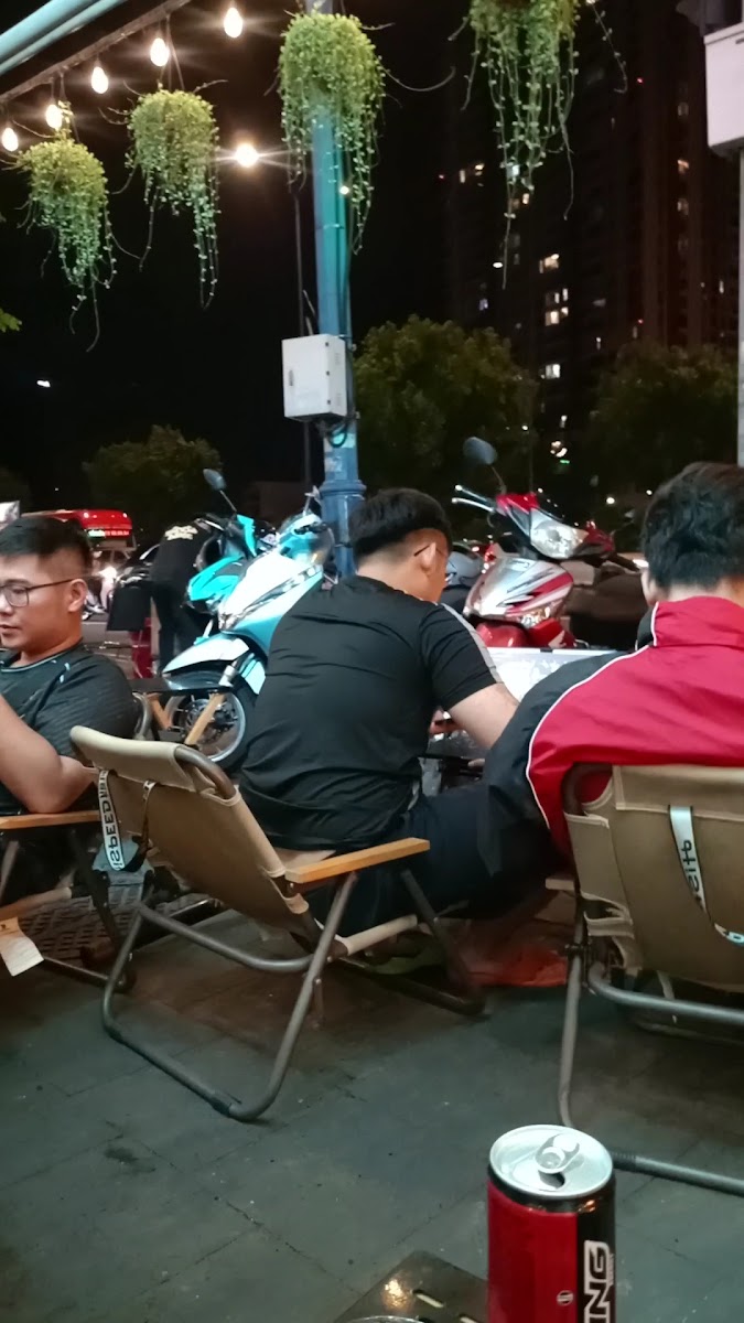 Tiên Lãng Coffee CS3 - Cà Phê Điếu Cày - Thuốc lào Quận 1 - Cafe in Thao Dien