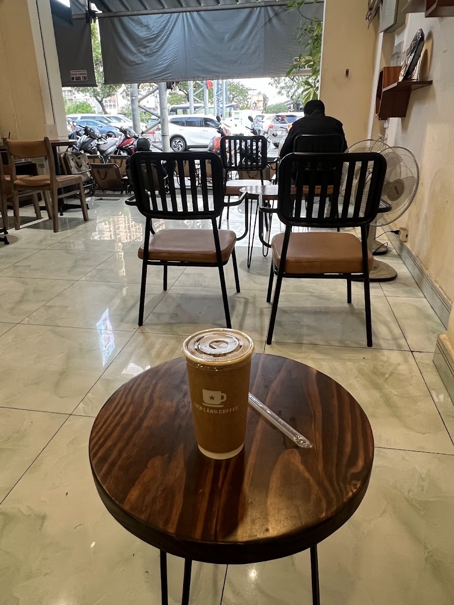 Tiên Lãng Coffee CS3 - Cà Phê Điếu Cày - Thuốc lào Quận 1 photo 6 in Thao Dien