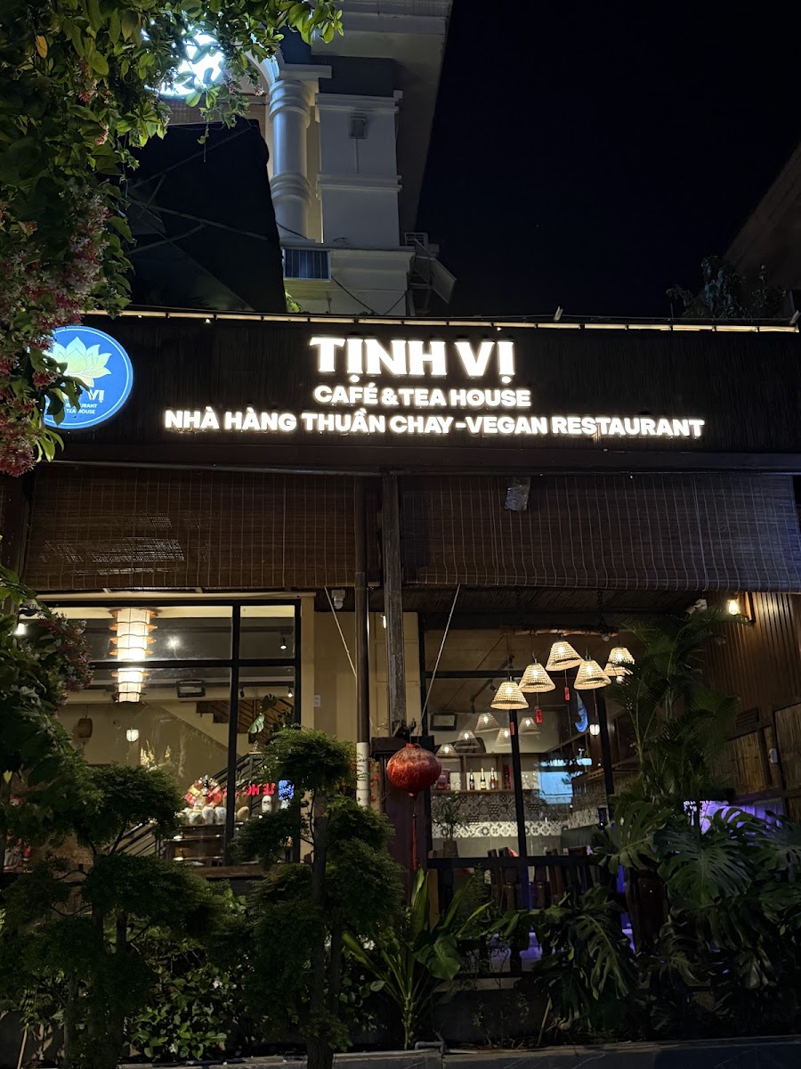 TỊNH VỊ Vegan Restaurant - Café & Tea House - 비건 레스토랑 in Saigon