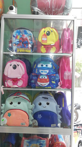 Titan Shop Toy store in Ho Chi Minh City - exterior