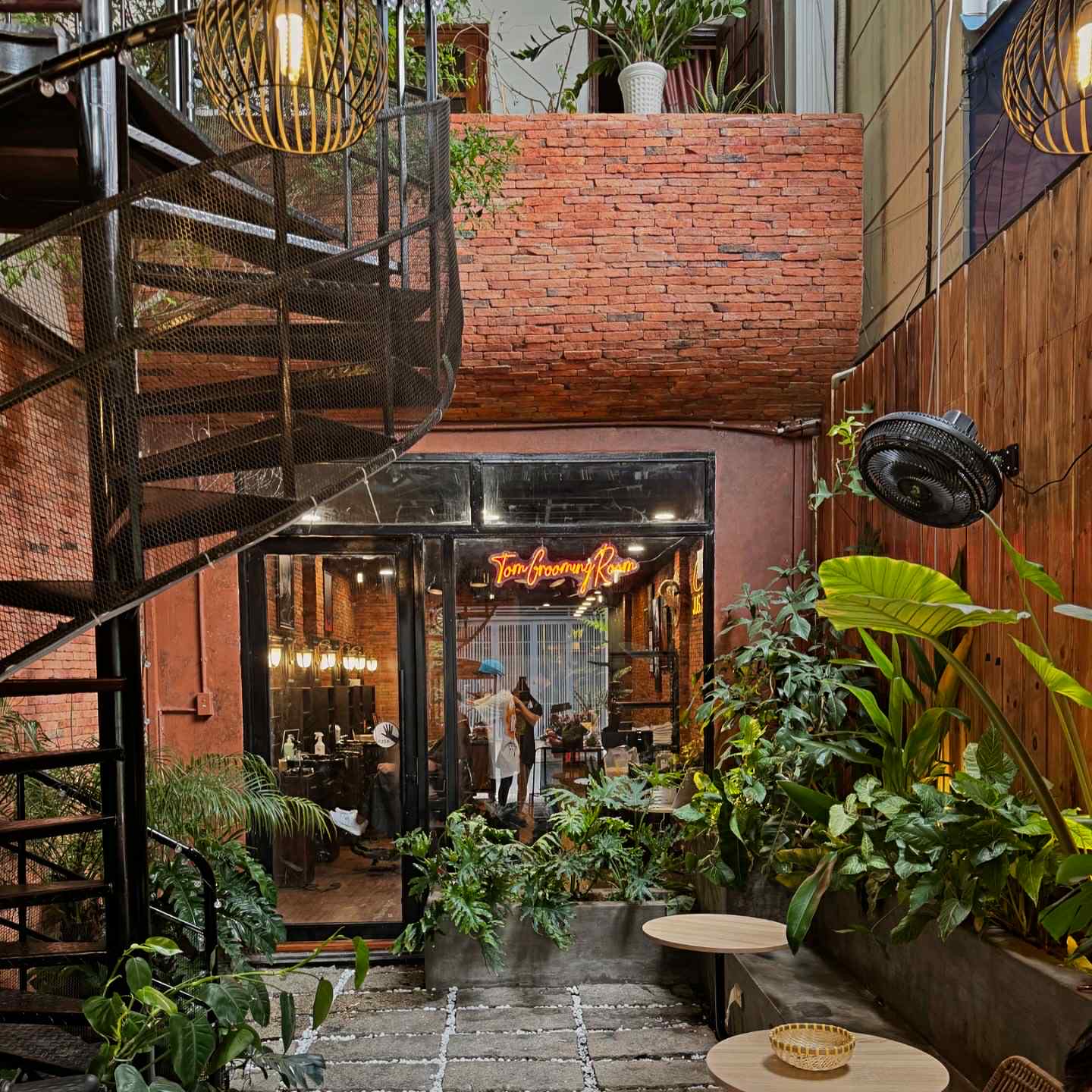 TOM.P Barbershop - Barbers in Thao Dien