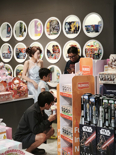 totySTORE - Toys & Art Toys in Saigon