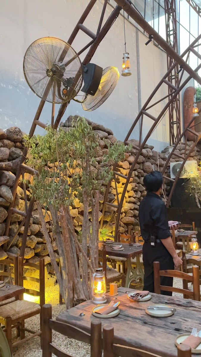 Trạm Hầm Thảo Điền photo 3 in Thao Dien