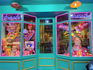 Treats & Sweets - Saigon's 1st Old Fashioned Candy & Toy Shop. photo 8 in Thao Dien