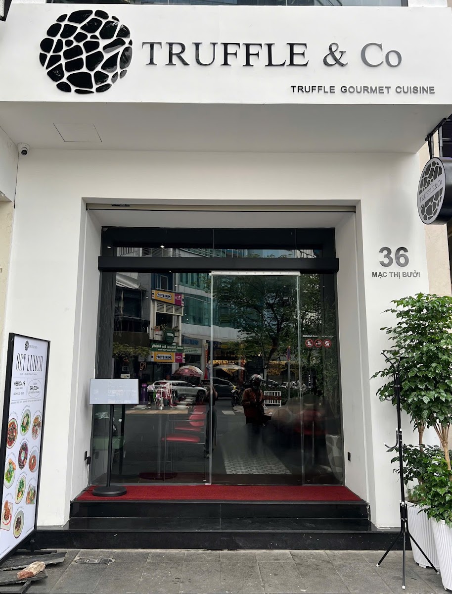 Truffle & Co. Mac Thi Buoi, Italian Restaurant Pizza & Pasta in Saigon