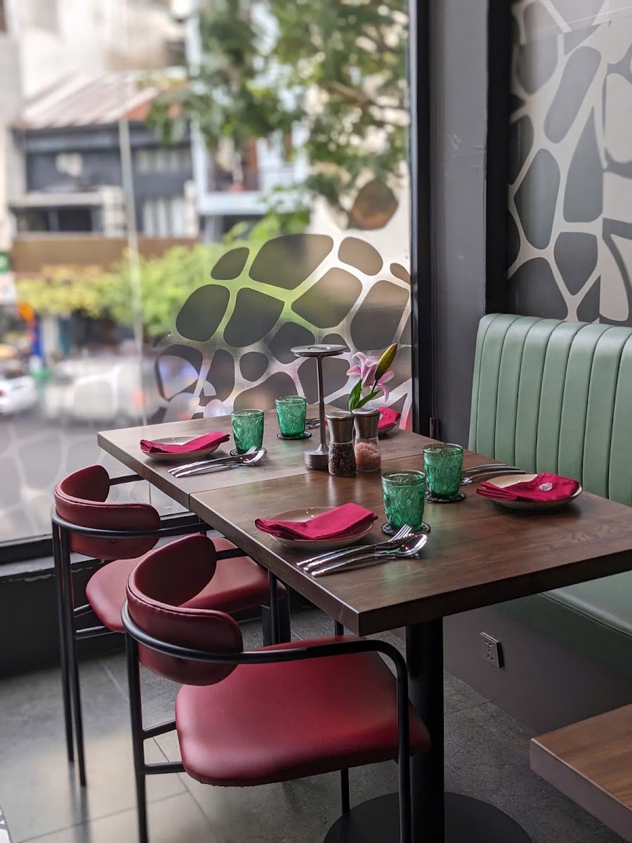 Truffle & Co. Mac Thi Buoi, Italian Restaurant Pizza & Pasta photo 5 in Thao Dien
