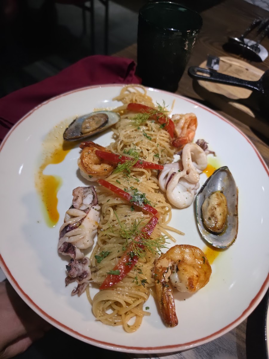 Truffle & Co. Mac Thi Buoi, Italian Restaurant Pizza & Pasta photo 7 in Thao Dien