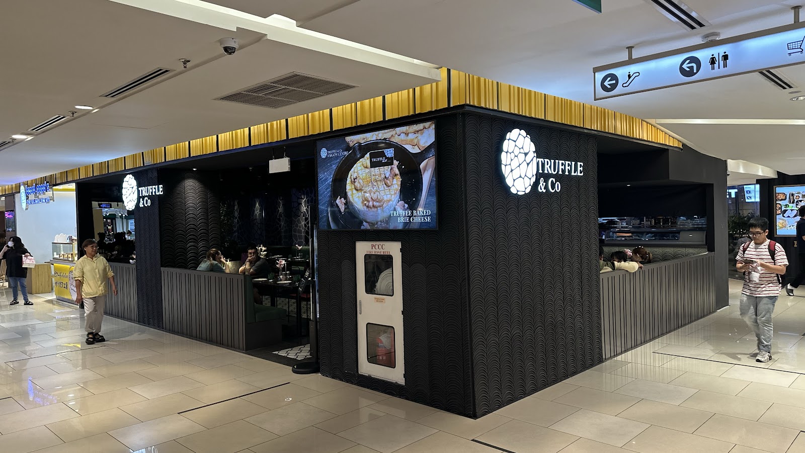 Truffle & Co. Saigon Centre Italian Restaurant, Pasta & Pizza - Pizza in Thao Dien