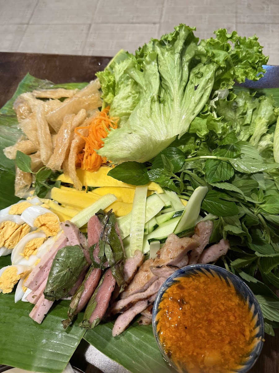 TRUYỀN THỪA - Nem nướng Vạn Ninh & Cơm vịt photo 5 in Thao Dien