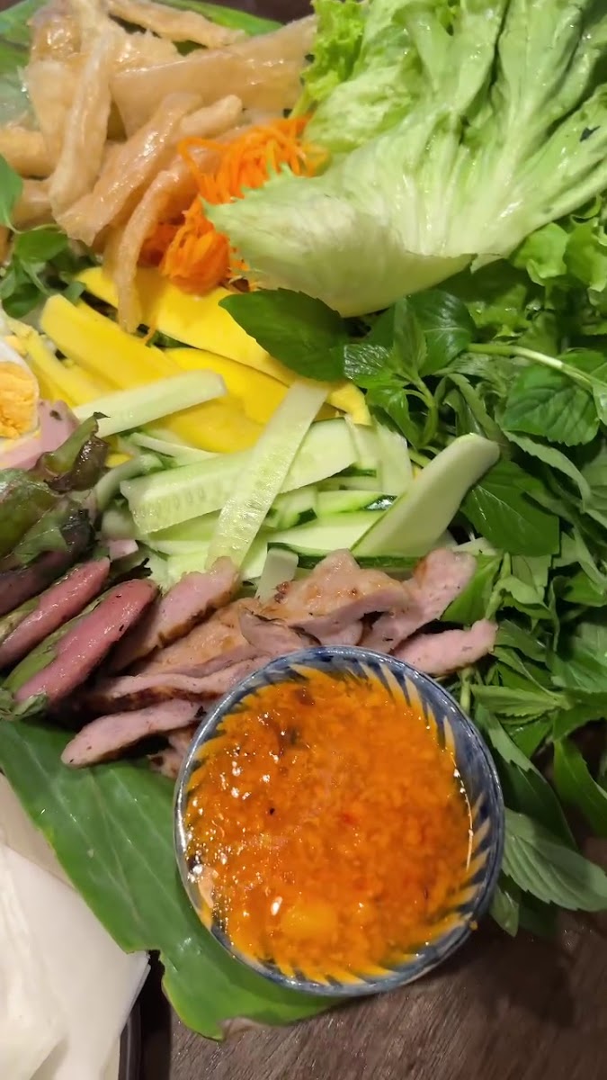 TRUYỀN THỪA - Nem nướng Vạn Ninh & Cơm vịt photo 7 in Thao Dien