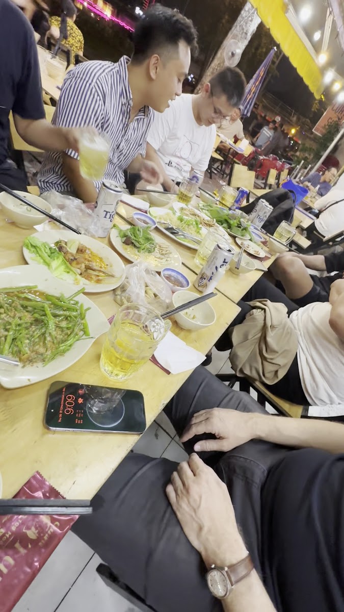 Tùng 33 Bê Thui - Brewpub in Thao Dien