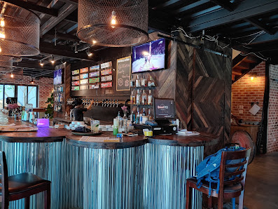 Turtle Lake Brewing Company photo 6 in Thao Dien