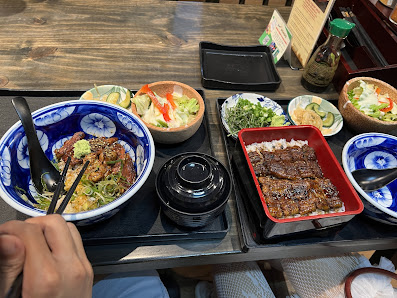 A variety of Japanese dishes