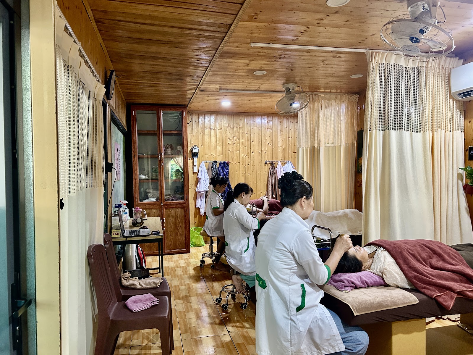 Vĩnh Tân Spa Trị Liệu in Thao Dien