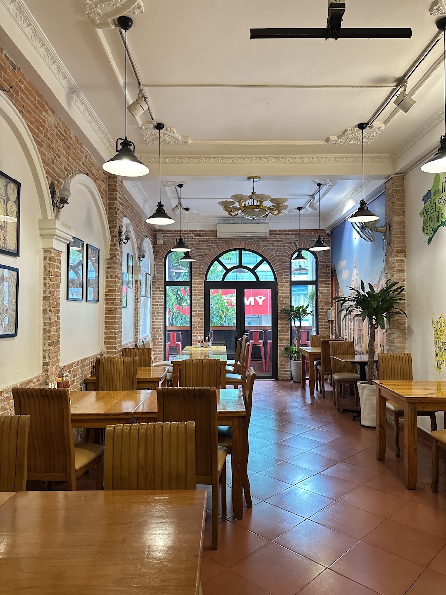 Vittorio Italian Restaurant photo 4 in Thao Dien