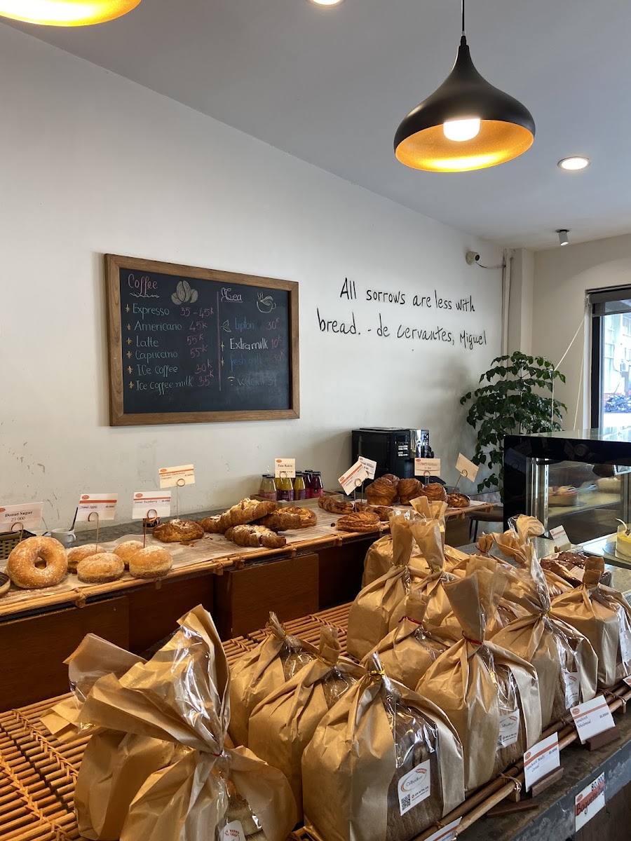 Voelker Patisserie photo 8 in Thao Dien