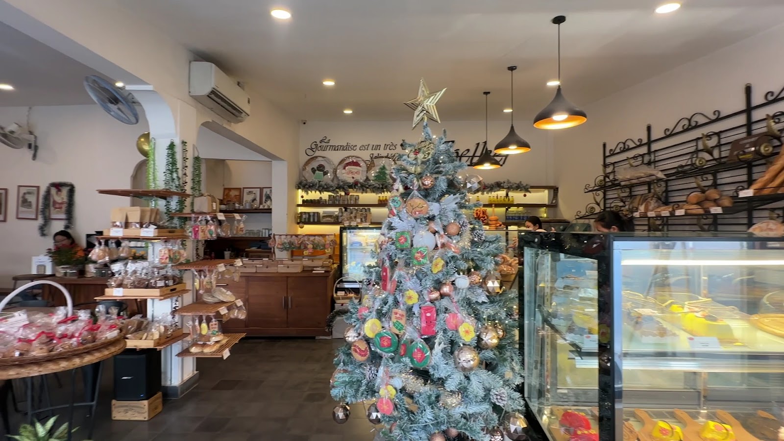 Voelker Patisserie photo 9 in Thao Dien