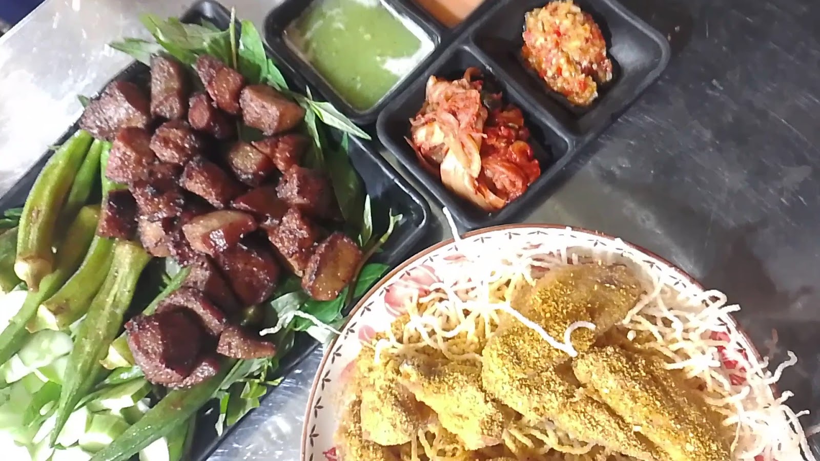 Vú Heo Nướng 704 - Grill in Thao Dien