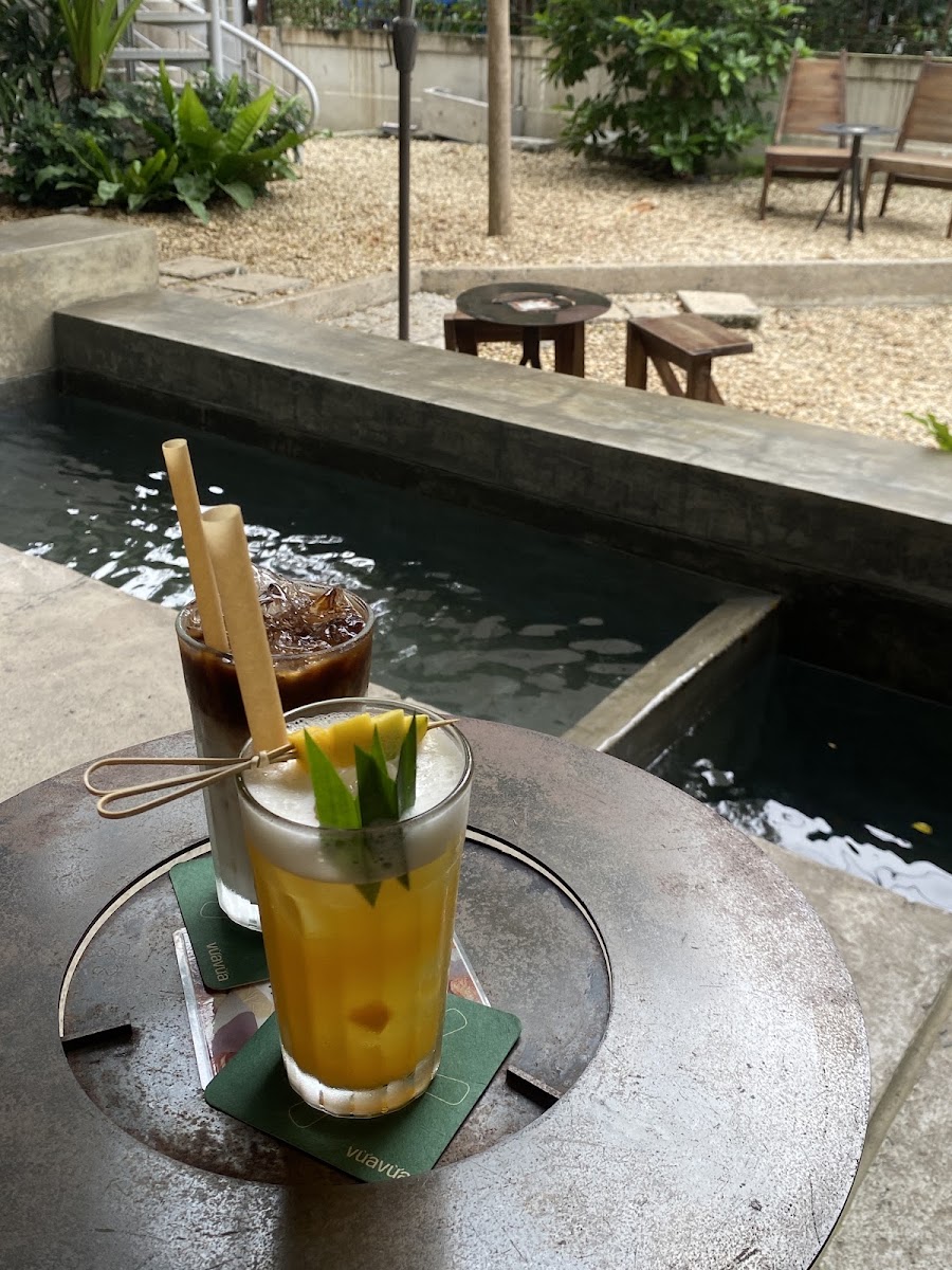 Vừa Vừa Cafe photo 7 in Thao Dien