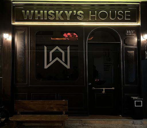 Whiskey Lane Cocktail Bar photo 4 in Thao Dien