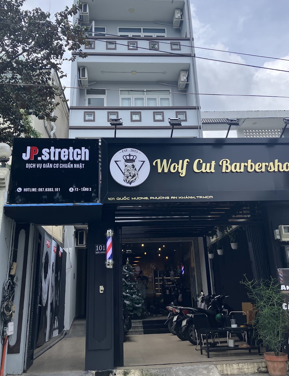 Wolf Cut Barbershop photo 5 in Thao Dien