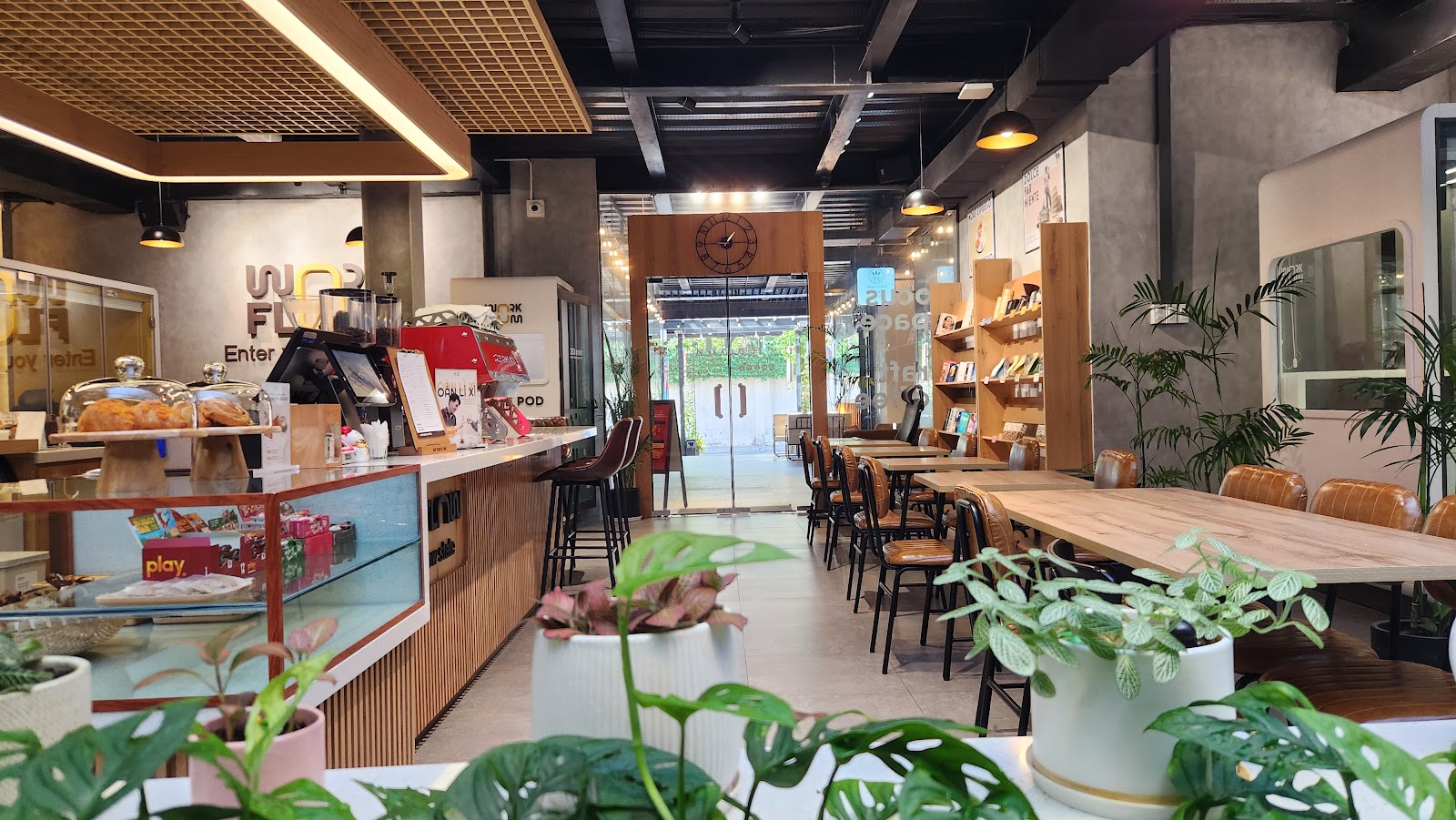 WorkFlow Thảo Điền - Working Space & Café photo 2 in Thao Dien