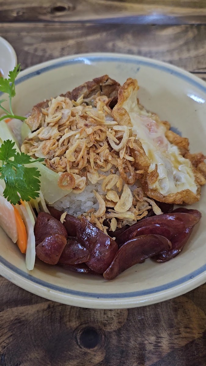 Xôi Xéo Bà 3 Béo - Vietnamese Restaurant in Thao Dien