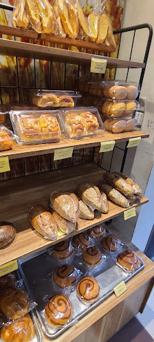 Yen Yen Bakery photo 6 in Thao Dien