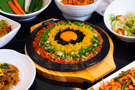Korean Stone Pot Bibimbap