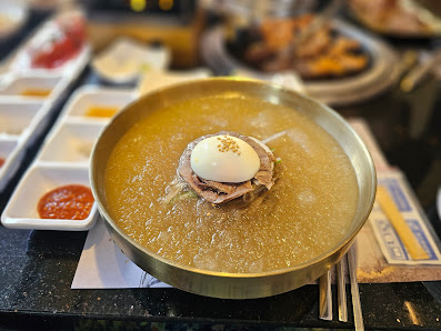 Quail Egg Hot Pot