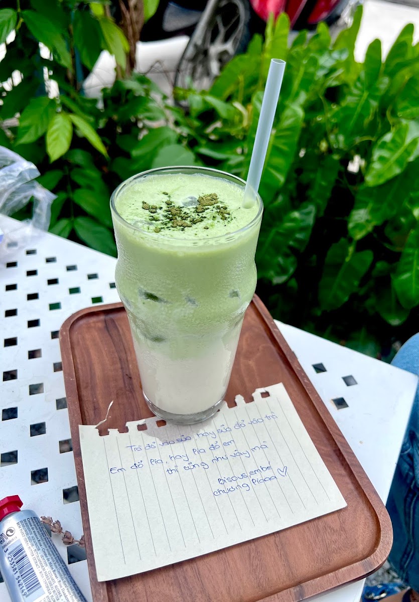 ZOE COFFEE AND SNEAKERS photo 5 in Thao Dien